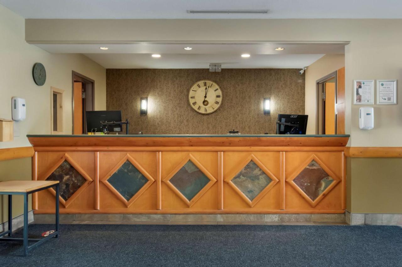 BEST WESTERN PLUS Valemount Inn&Suites Exterior foto